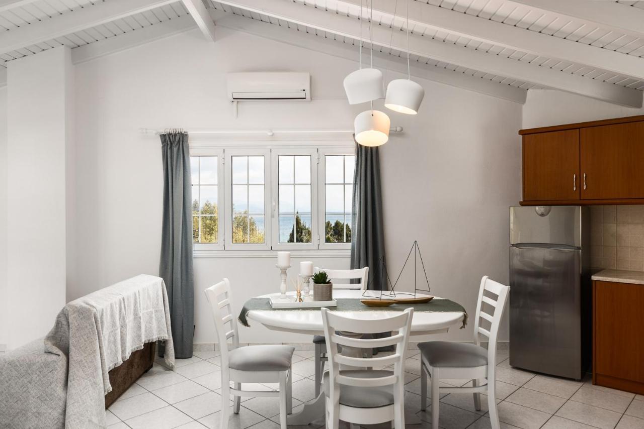 The Seaview Corner Apartments By Konnect, Ipsos Corfu Exterior foto
