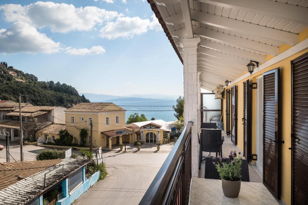 The Seaview Corner Apartments By Konnect, Ipsos Corfu Exterior foto